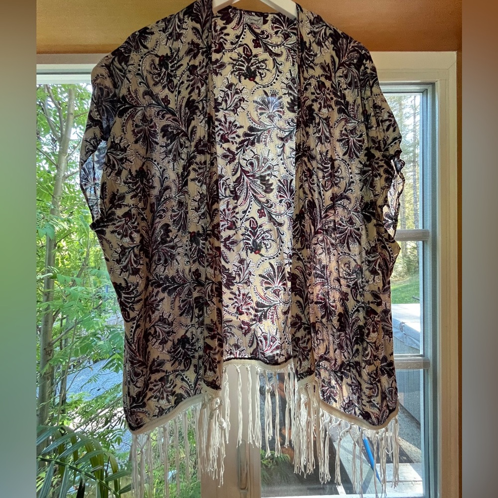 Floral Patterned Women's Duster/Kimono with Fringe